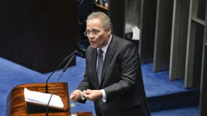 Renan Calheiros acaba de retirar a candidatura para Presidência do Senado