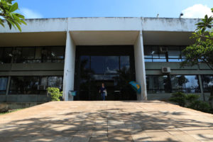 Saúde paga mais de R$ 21 milhões a servidores