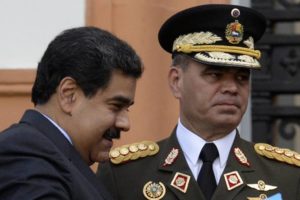 Nicolás Maduro ordena o bloqueio da fronteira da Venezuela com o Brasil