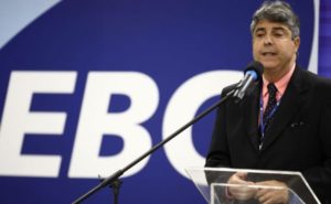 Bolsonaro demite presidente da EBC e dará posse a filho de delegado da PF Alexandre Graziani
