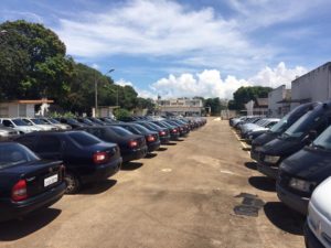 Polícia Federal anuncia leilão de carros oficiais e outros bens em Brasília