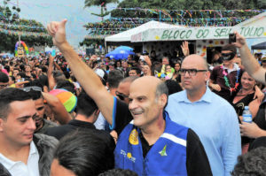 Paco Britto prestigia carnaval de rua em Planaltina
