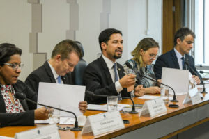 Membros do MPDFT participaram de comissão no Senado que discutiu superendividamento
