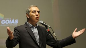 Endereços do ex-governador de Goiás José Eliton são alvos de buscas