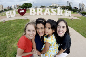 Brasília já tem três gerações de cidadãos nativos