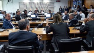 Votação da MP que cria região metropolitana do DF é adiada para quarta