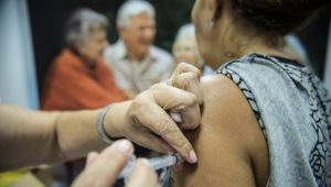 Vacinação contra influenza começa nesta segunda-feira com novas regras