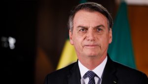 Bolsonaro agradece deputados e Rodrigo Maia por aprovação da reforma na CCJ