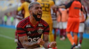 Flamengo repete placar sobre Vasco no Maracanã e conquista o título Carioca