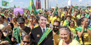Manifestações fortalecem Bolsonaro, Guedes e Moro, avalia cientista político