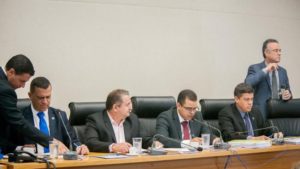 CCJ da Câmara do DF aprova criar Junta Comercial, Industrial e de Serviços