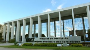 TJ do Distrito Federal define lista tríplice para Bolsonaro escolher desembargador