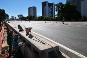 Ensaio no viaduto da Galeria dos Estados