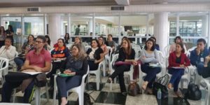 Curso de libras para servidores da saúde vai garantir atendimento humanizado