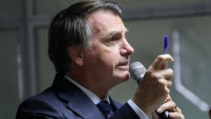 Bolsonaro diz poder explicar como pai de presidente da OAB sumiu na ditadura
