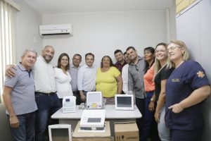 Prefeito Pábio Mossoró entrega equipamentos modernos para a saúde pública de Valparaíso