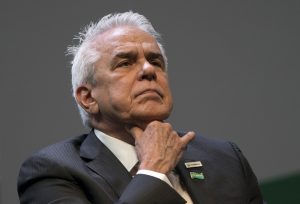 Até presidente da Petrobras reclama da ineficiência da Enel