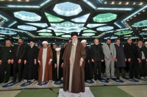 Trump diz para Ali Khamenei “ter cuidado com palavras”