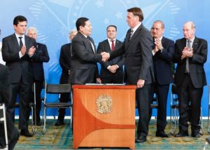 Bolsonaro exclui governadores da Amazônia Legal de Conselho Nacional