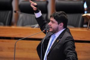 Delmasso admite erro e pede desculpas à população