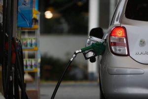 Petrobras diz que é ainda é cedo para baixar preços de combustíveis