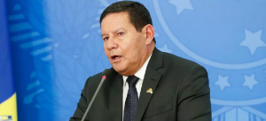 Coronavírus: “A posição oficial do governo é uma só, o distanciamento e do isolamento”, diz Mourão
