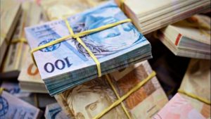 Ministro manda R$ 1,6 bi de acordo da Lava Jato para combate ao coronavírus