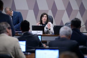 Comissão aprova medidas contra violência à mulher no Senado