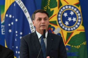 Bolsonaro revoga MP Verde e Amarela para não caducar