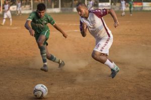 Coronavírus: Boleiros entre a demissão, redução de salários e a várzea