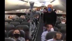 Gol faz surpresa e profissionais de saúde são aplaudidos em voo para Manaus: vídeo
