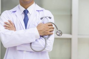 Estudo do IBGE aponta 5 Estados como locais críticos na distribuição de médicos