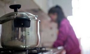 Com pandemia, setor de serviços tem queda recorde de 6,9% em março