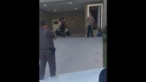 Vídeo: Empresário xinga e ameaça PM em Alphaville