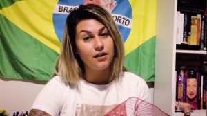 Após saída de Decotelli, Sara Winter pede que Bolsonaro escute seus eleitores