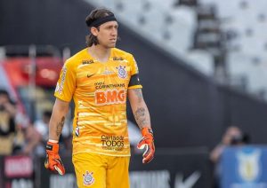 Cássio revela ter sido um dos jogadores do Corinthians a contrair o coronavírus