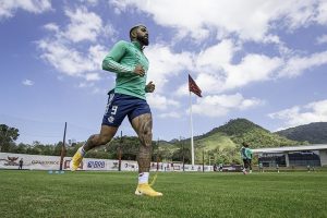 Com Gabigol na transição, Flamengo se reapresenta por vaga na Copa do Brasil