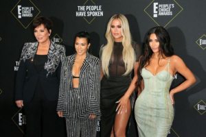 ‘Keeping up with the Kardashians’ chega ao fim após 14 anos