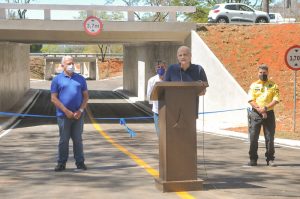 Governo entrega tesourinha da 115/116 Sul