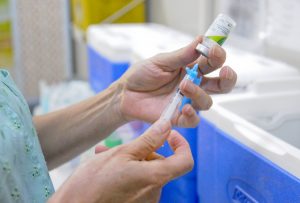 Vacina da gripe ainda está disponível para toda a população do DF