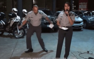 VÍDEO: Dança viraliza em arrecadação de mantimentos da PM de Araçatuba-SP