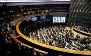 Câmara aprova MP que destina R$ 4,489 bilhões para combate à covid-19