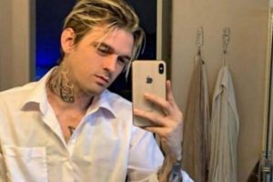 Cantor Aaron Carter aumenta faturamento com sites adultos