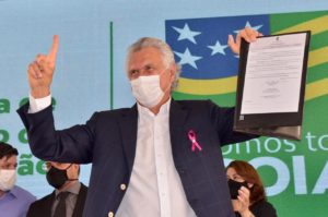 Governo de Goiás já liberou R$ 3,1 milhões a 352 empresários do transporte escolar