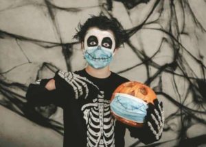 Halloween da pandemia criativo para divertir as crianças em casa