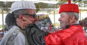 Juiz diz que anulação de título de doutor de Lula foi publicada por erro e arquiva ação