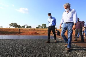 Governo de Goiás executa sinalização da GO-118