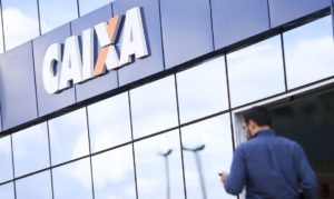 Mais de 22 mil pessoas recebem hoje parcelas do auxílio emergencial