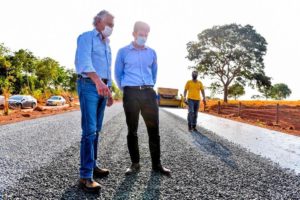 Com investimentos de R$ 61,8 milhões, Caiado vistoria obras rodoviárias no Norte do Estado