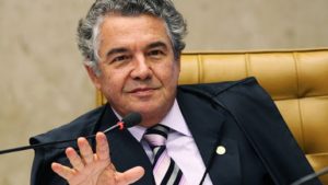 Marco Aurélio envia a Aras notícia-crime contra Bolsonaro por gastos